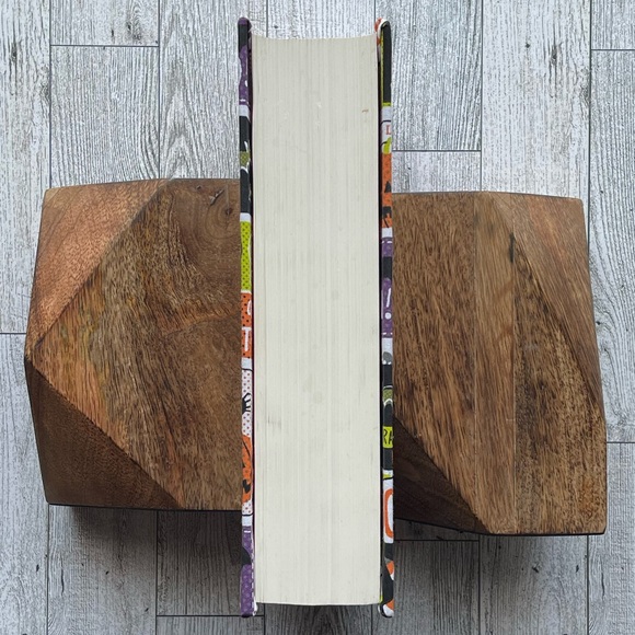 New Halloween Linen Wrapped Decorative Book Mummy Boo Hand-Wrapped Spooky Decor - Picture 5 of 7